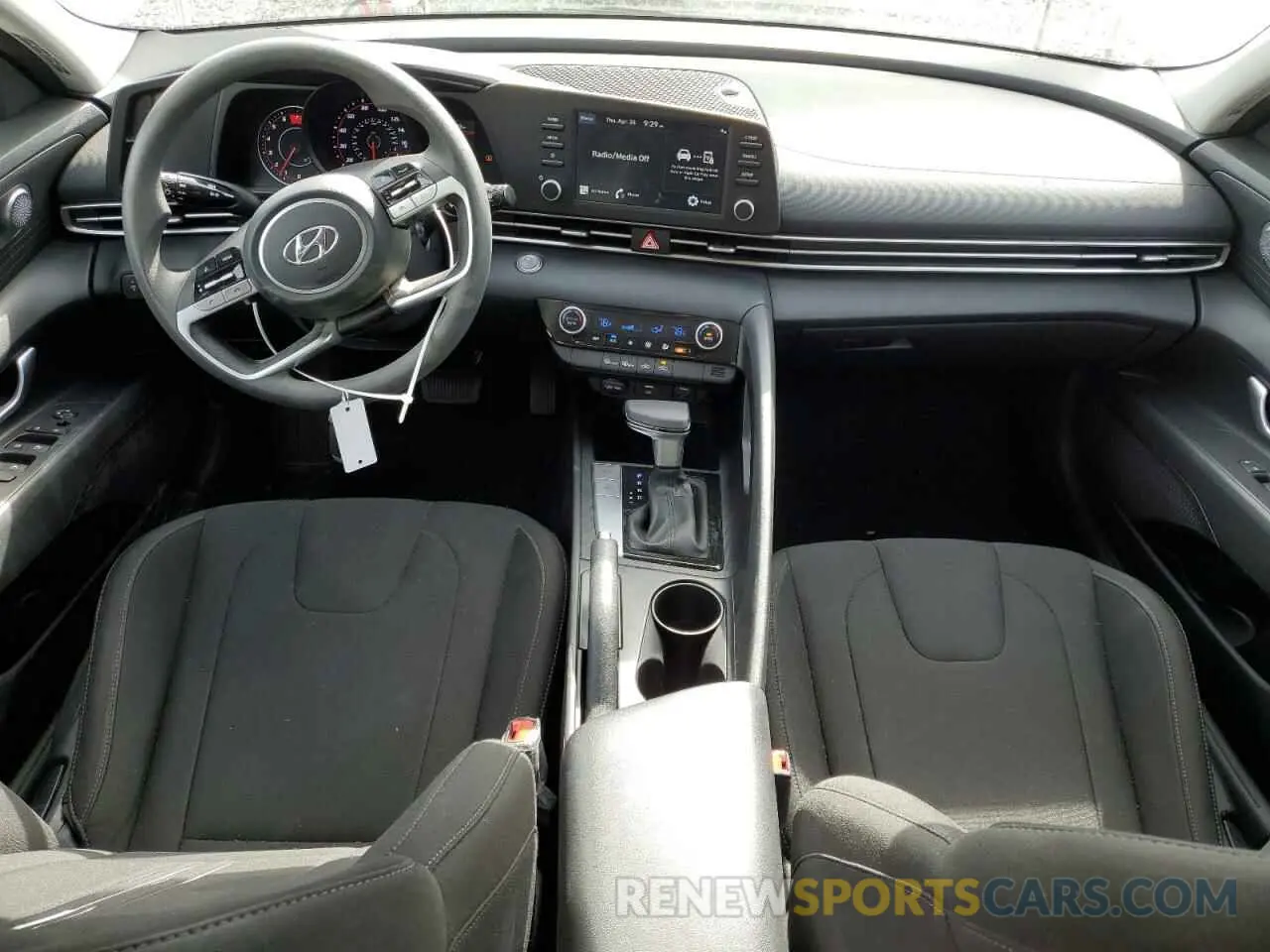 8 fotografías del automóvil dañado 5NPLM4AG7PH095416 HYUNDAI ELANTRA 2023