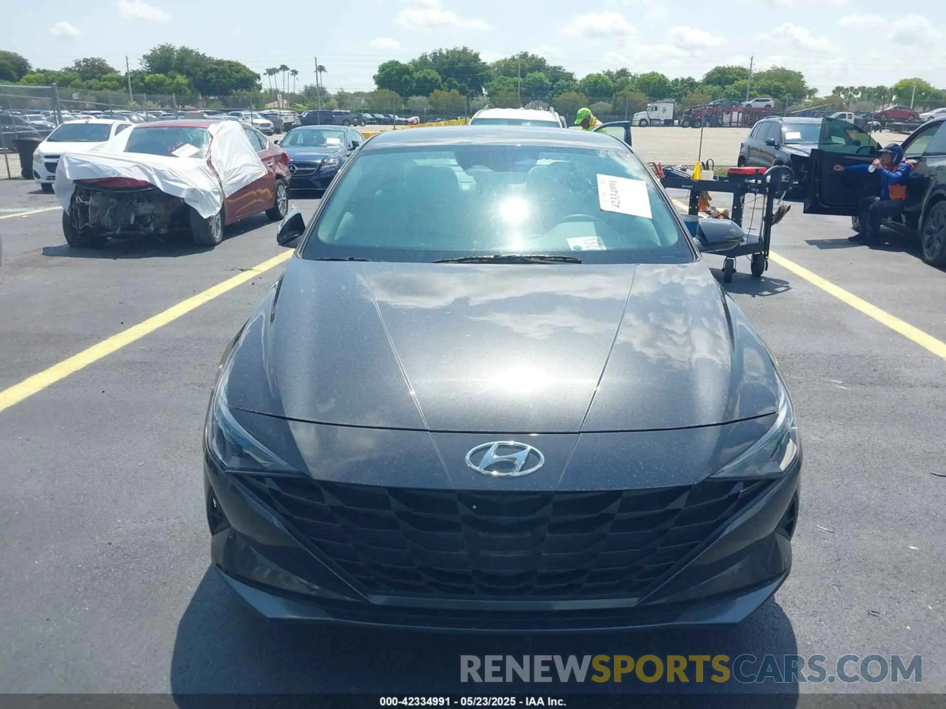 13 fotografías del automóvil dañado 5NPLM4AG7PH103787 HYUNDAI ELANTRA 2023