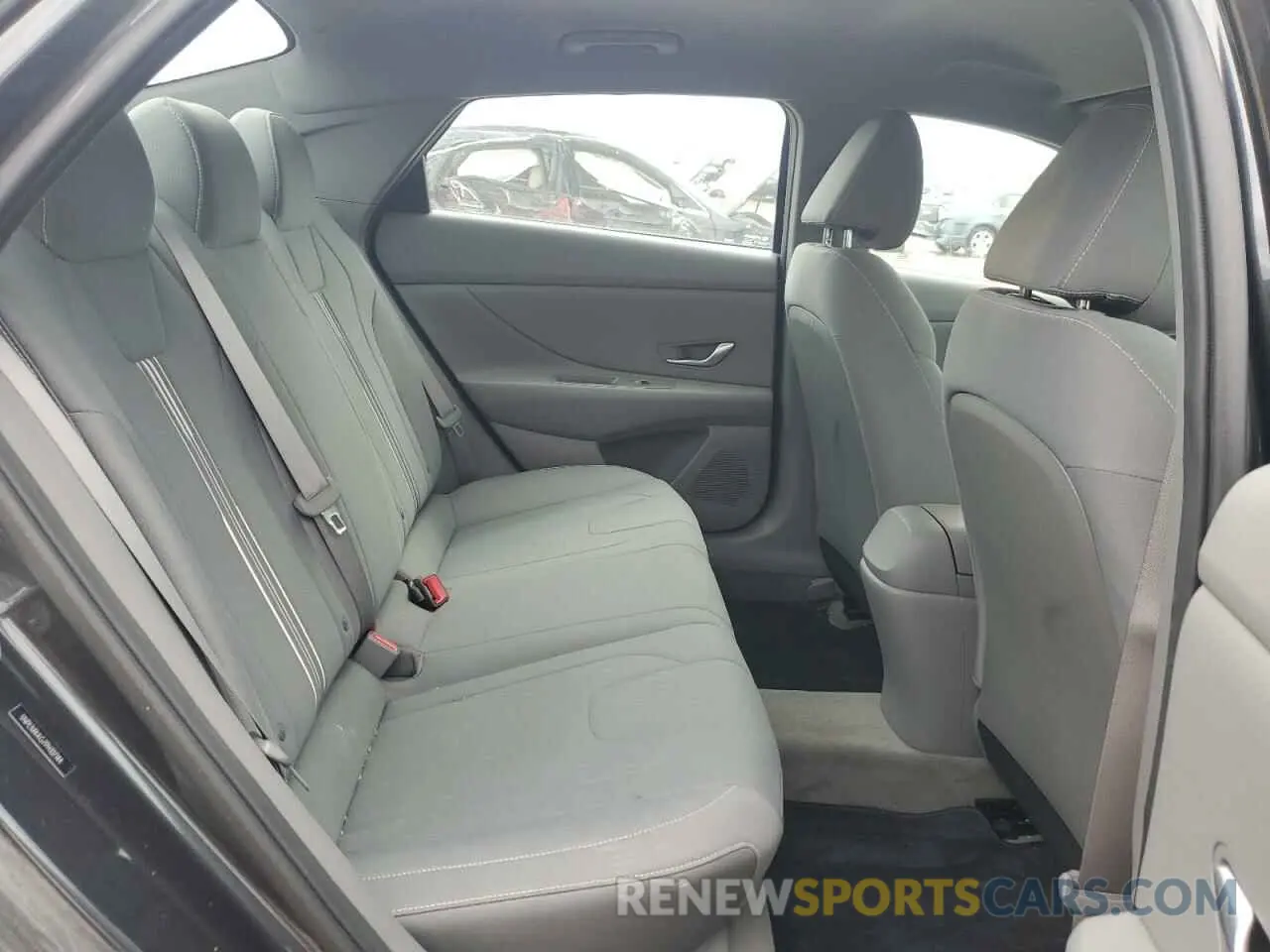 10 fotografías del automóvil dañado 5NPLM4AG7PH107144 HYUNDAI ELANTRA 2023