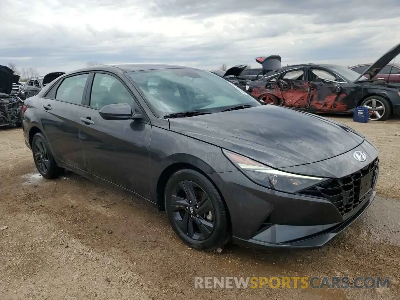 4 fotografías del automóvil dañado 5NPLM4AG7PH107144 HYUNDAI ELANTRA 2023