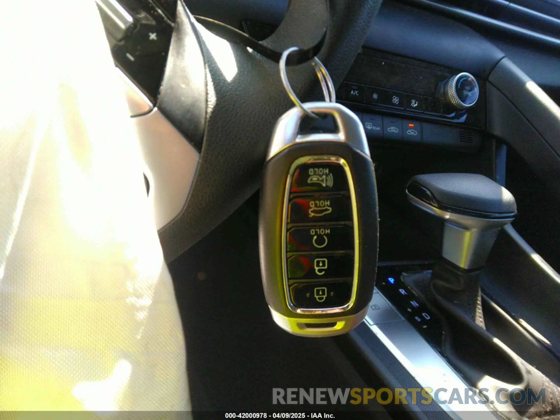 11 fotografías del automóvil dañado 5NPLM4AG8PH110215 HYUNDAI ELANTRA 2023