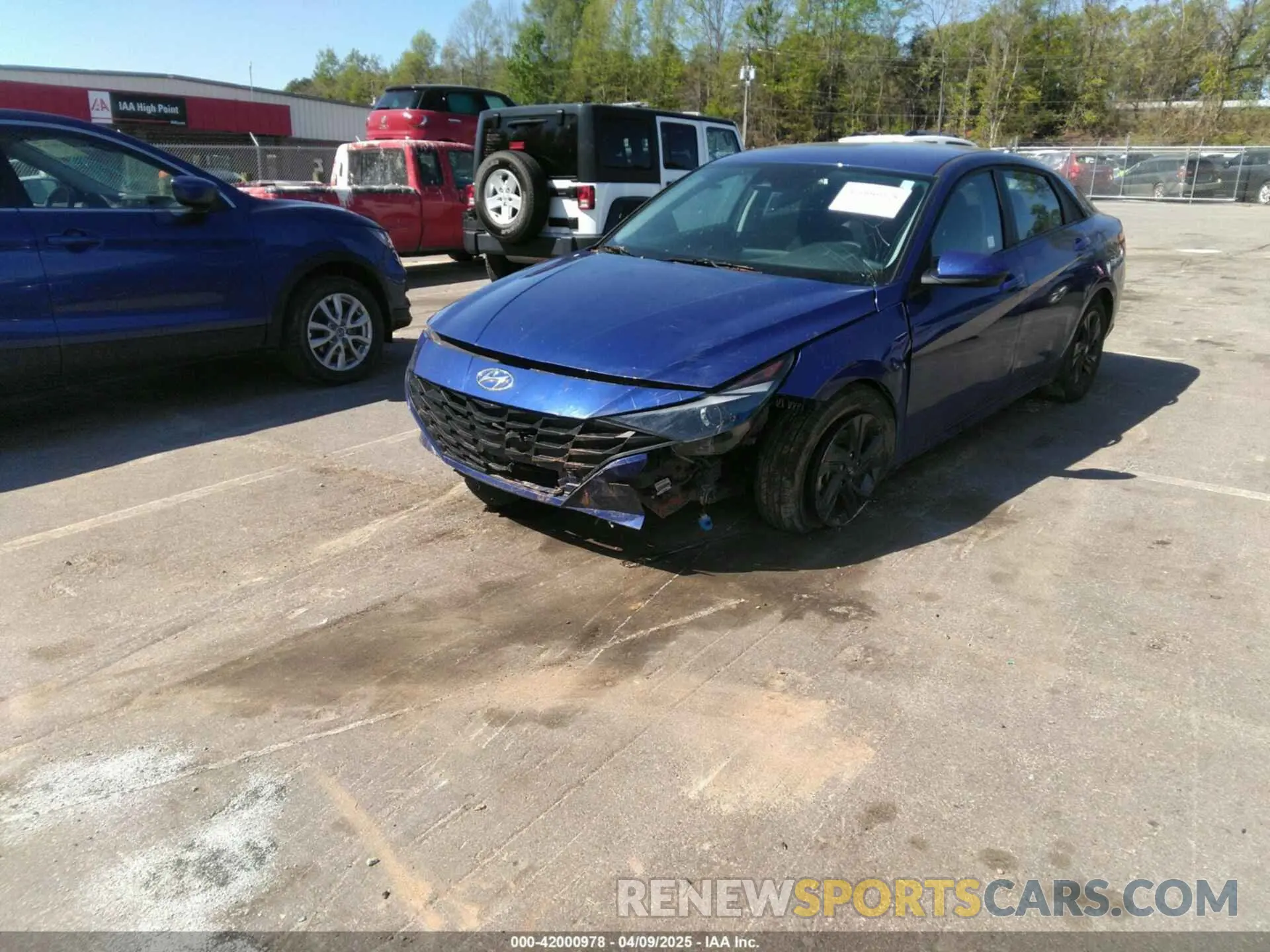 2 fotografías del automóvil dañado 5NPLM4AG8PH110215 HYUNDAI ELANTRA 2023