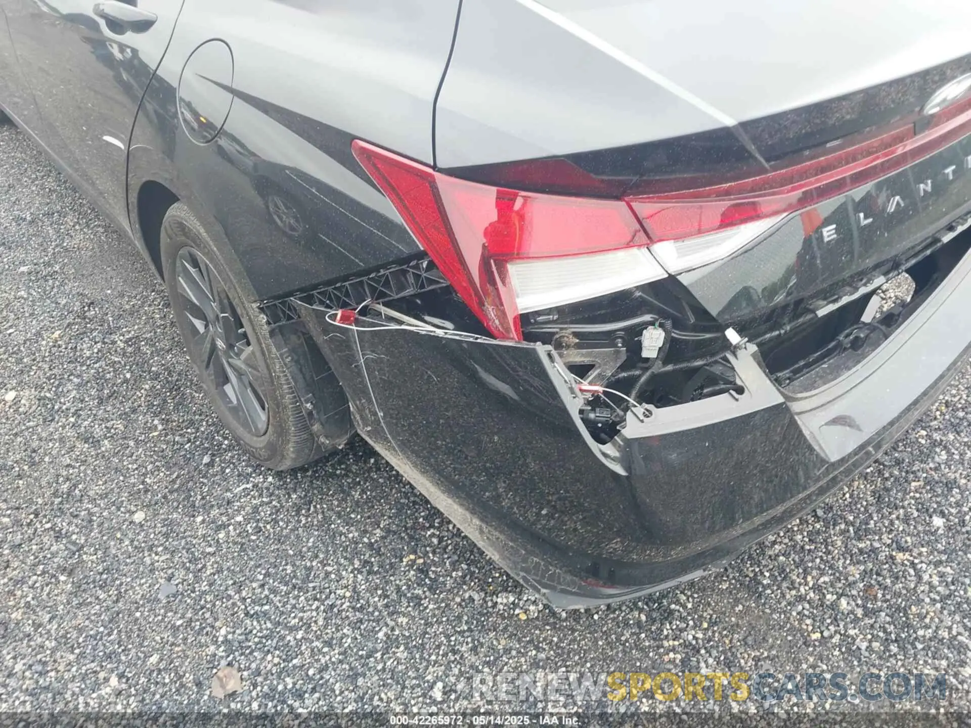 6 fotografías del automóvil dañado 5NPLM4AG8PH112384 HYUNDAI ELANTRA 2023
