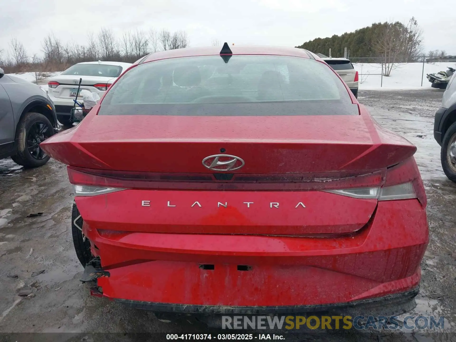 16 fotografías del automóvil dañado 5NPLM4AG9PH092047 HYUNDAI ELANTRA 2023