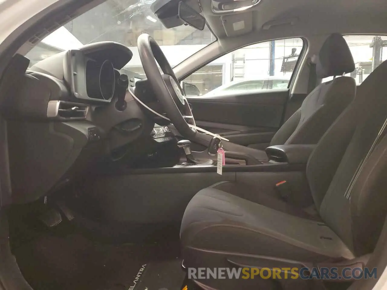 7 fotografías del automóvil dañado 5NPLM4AG9PH101653 HYUNDAI ELANTRA 2023