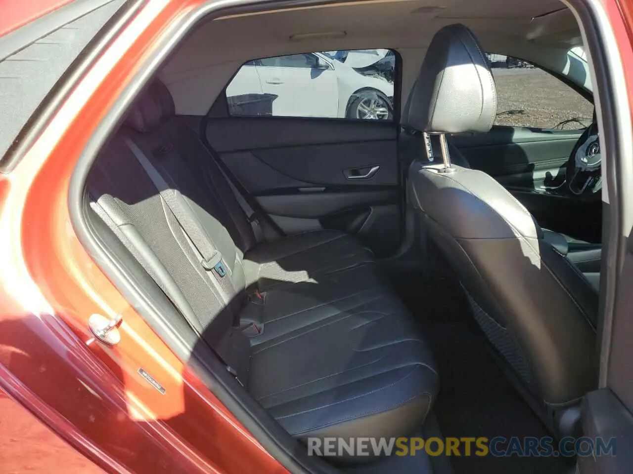 10 fotografías del automóvil dañado 5NPLP4AG1PH111567 HYUNDAI ELANTRA 2023