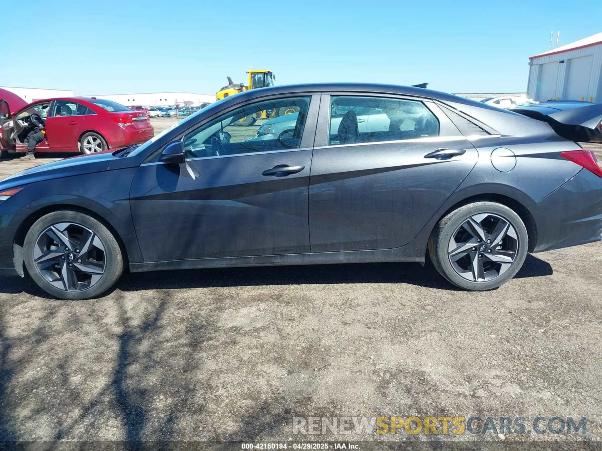 14 fotografías del automóvil dañado 5NPLP4AG1PH112069 HYUNDAI ELANTRA 2023