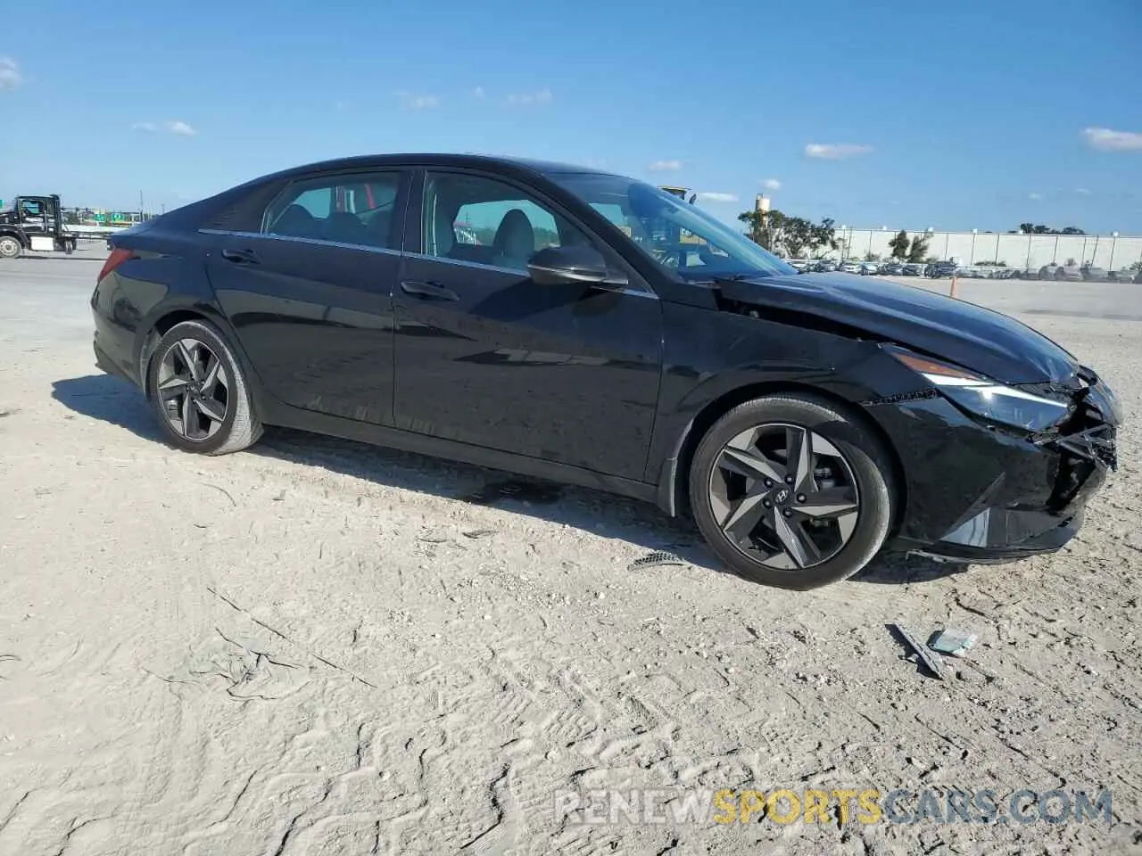 4 fotografías del automóvil dañado 5NPLP4AG8PH110996 HYUNDAI ELANTRA 2023