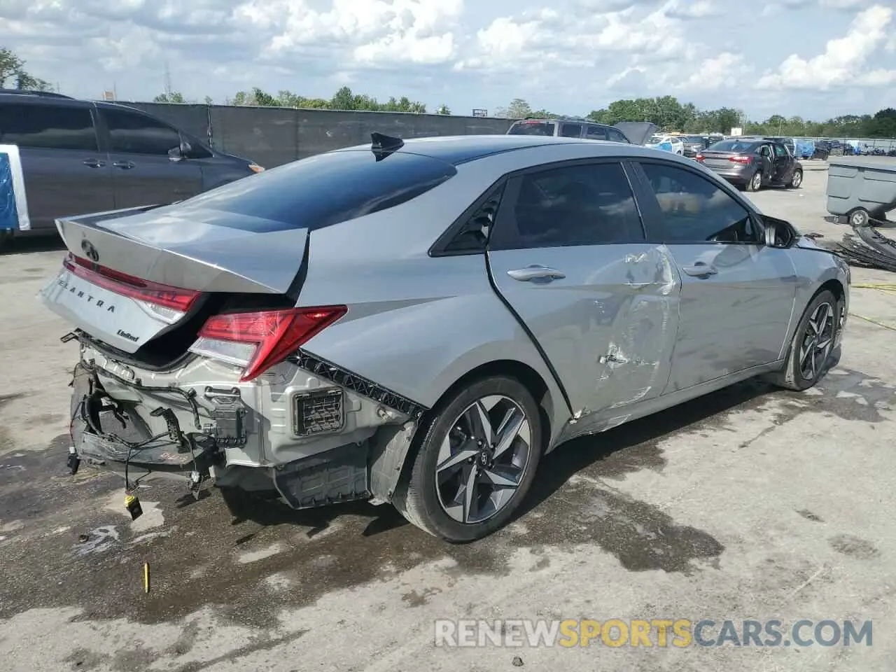 3 fotografías del automóvil dañado 5NPLP4AGXPH089813 HYUNDAI ELANTRA 2023