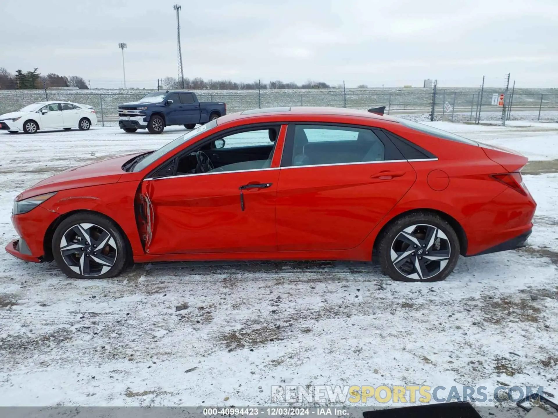 14 fotografías del automóvil dañado 5NPLP4AGXPH109879 HYUNDAI ELANTRA 2023