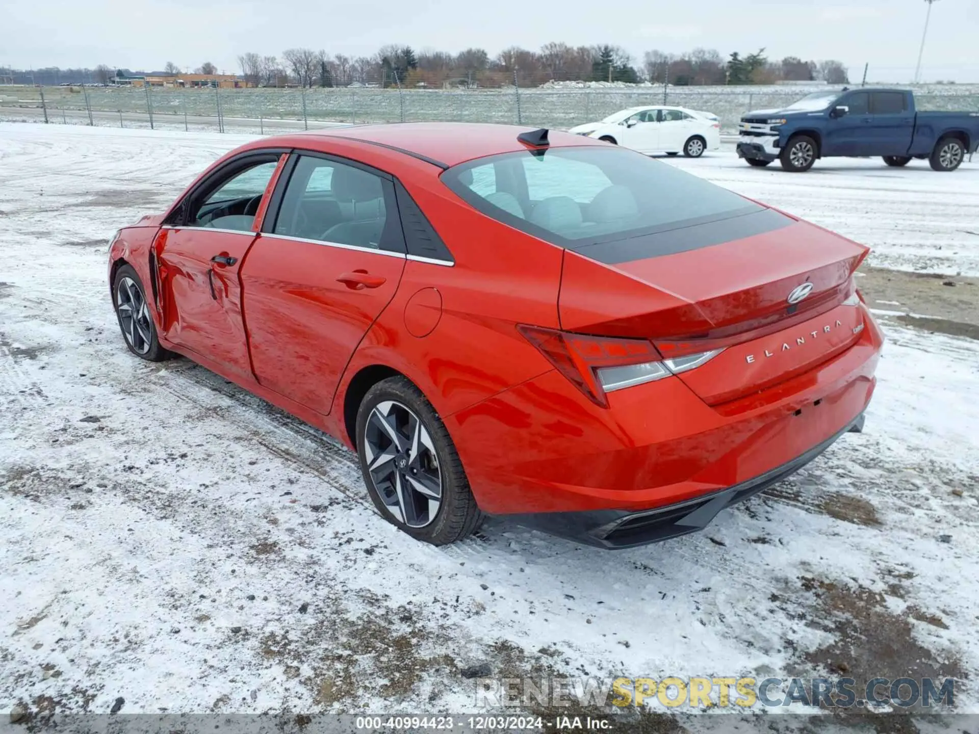 3 fotografías del automóvil dañado 5NPLP4AGXPH109879 HYUNDAI ELANTRA 2023