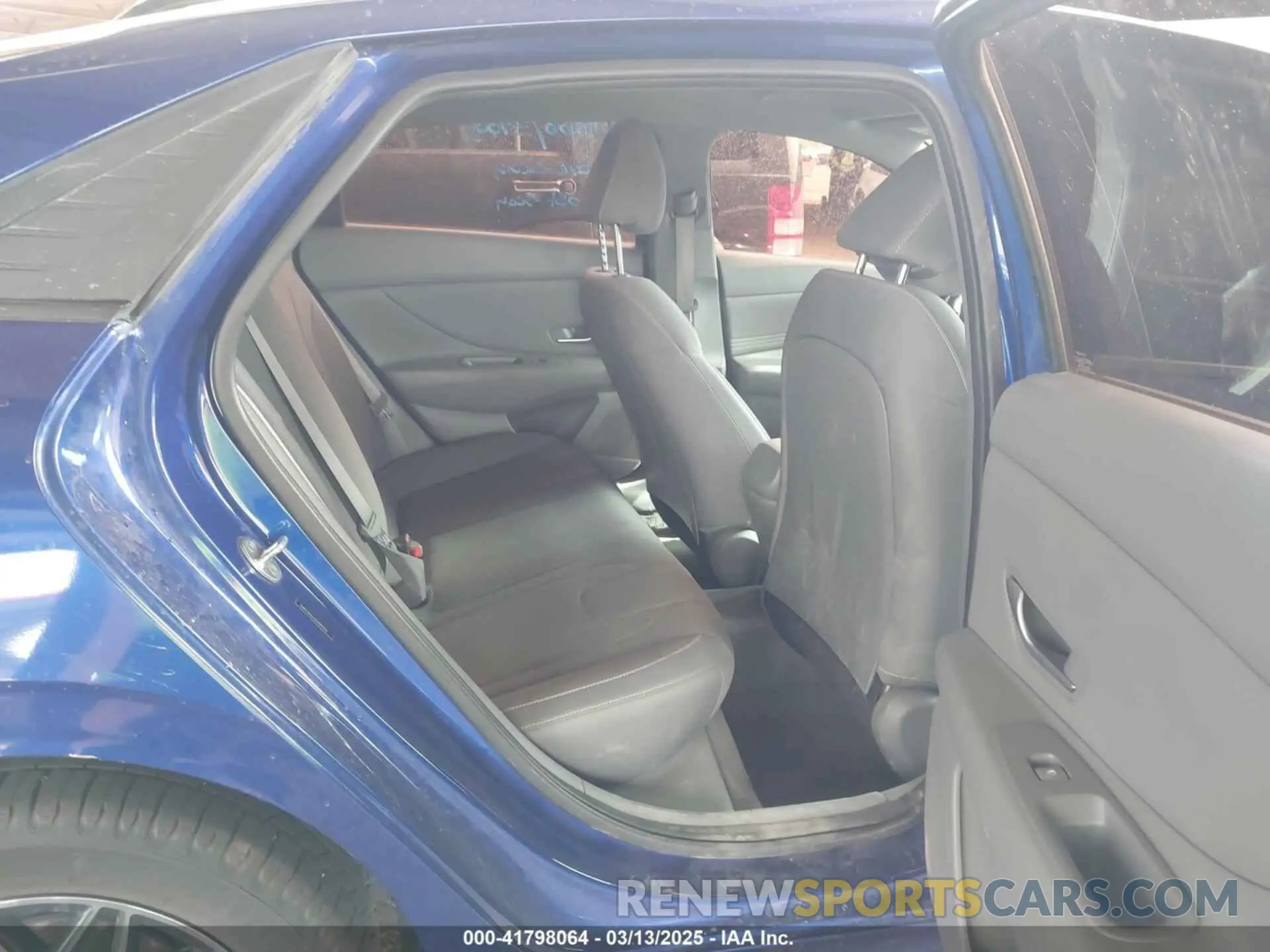 8 fotografías del automóvil dañado 5NPLS4AG0PH090158 HYUNDAI ELANTRA 2023