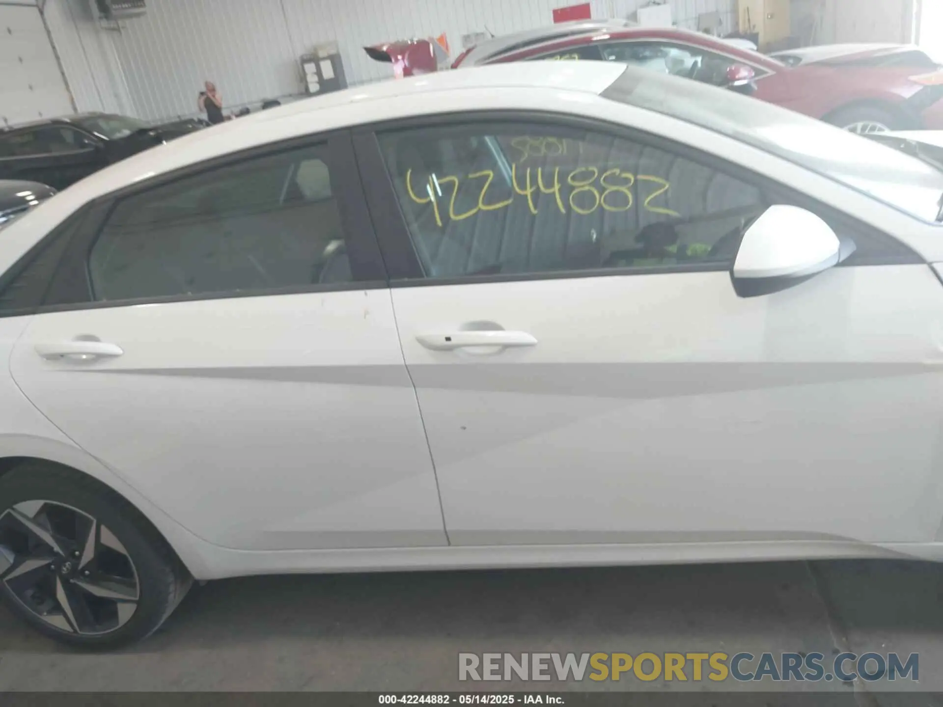 13 fotografías del automóvil dañado 5NPLS4AG1PH097684 HYUNDAI ELANTRA 2023