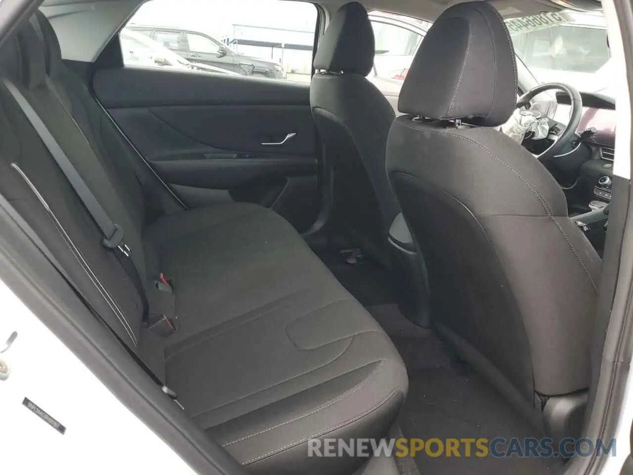 10 fotografías del automóvil dañado 5NPLS4AG1PH097877 HYUNDAI ELANTRA 2023