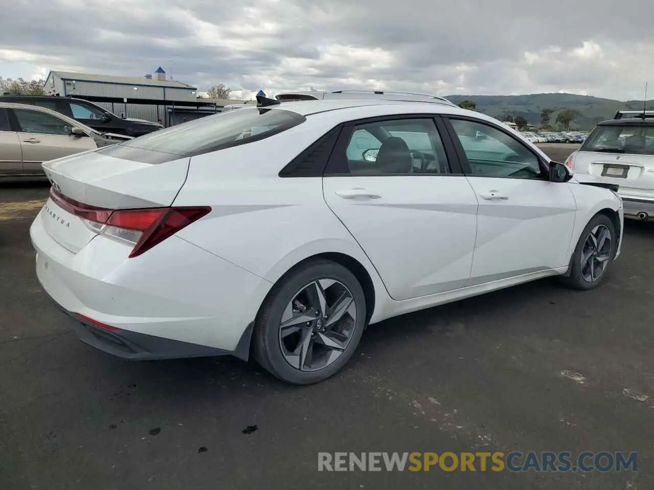 3 fotografías del automóvil dañado 5NPLS4AG1PH097877 HYUNDAI ELANTRA 2023