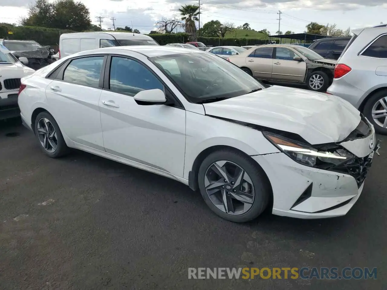 4 fotografías del automóvil dañado 5NPLS4AG1PH097877 HYUNDAI ELANTRA 2023