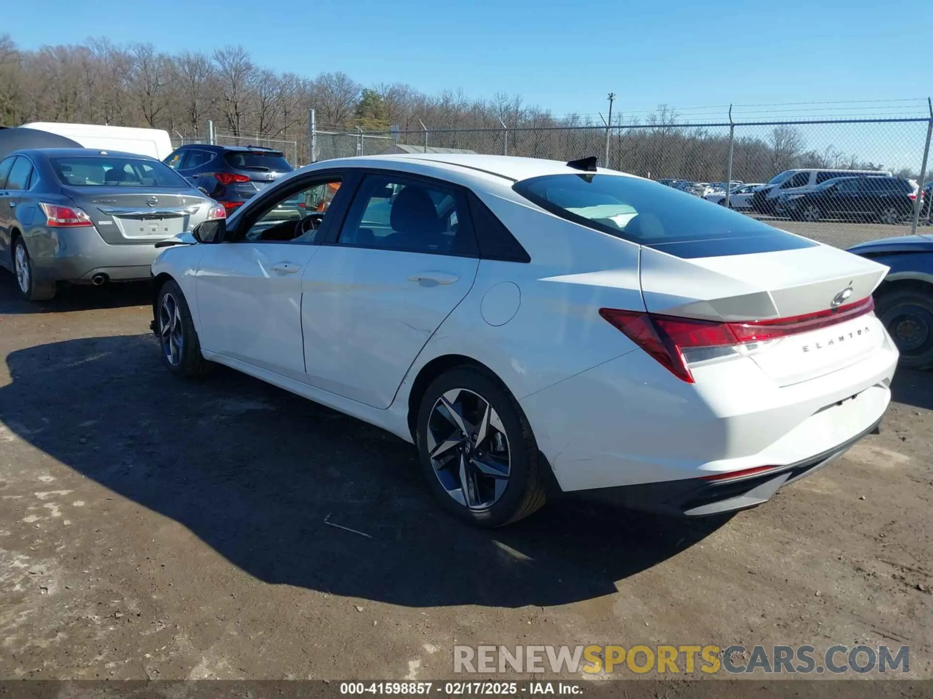3 fotografías del automóvil dañado 5NPLS4AG1PH101989 HYUNDAI ELANTRA 2023