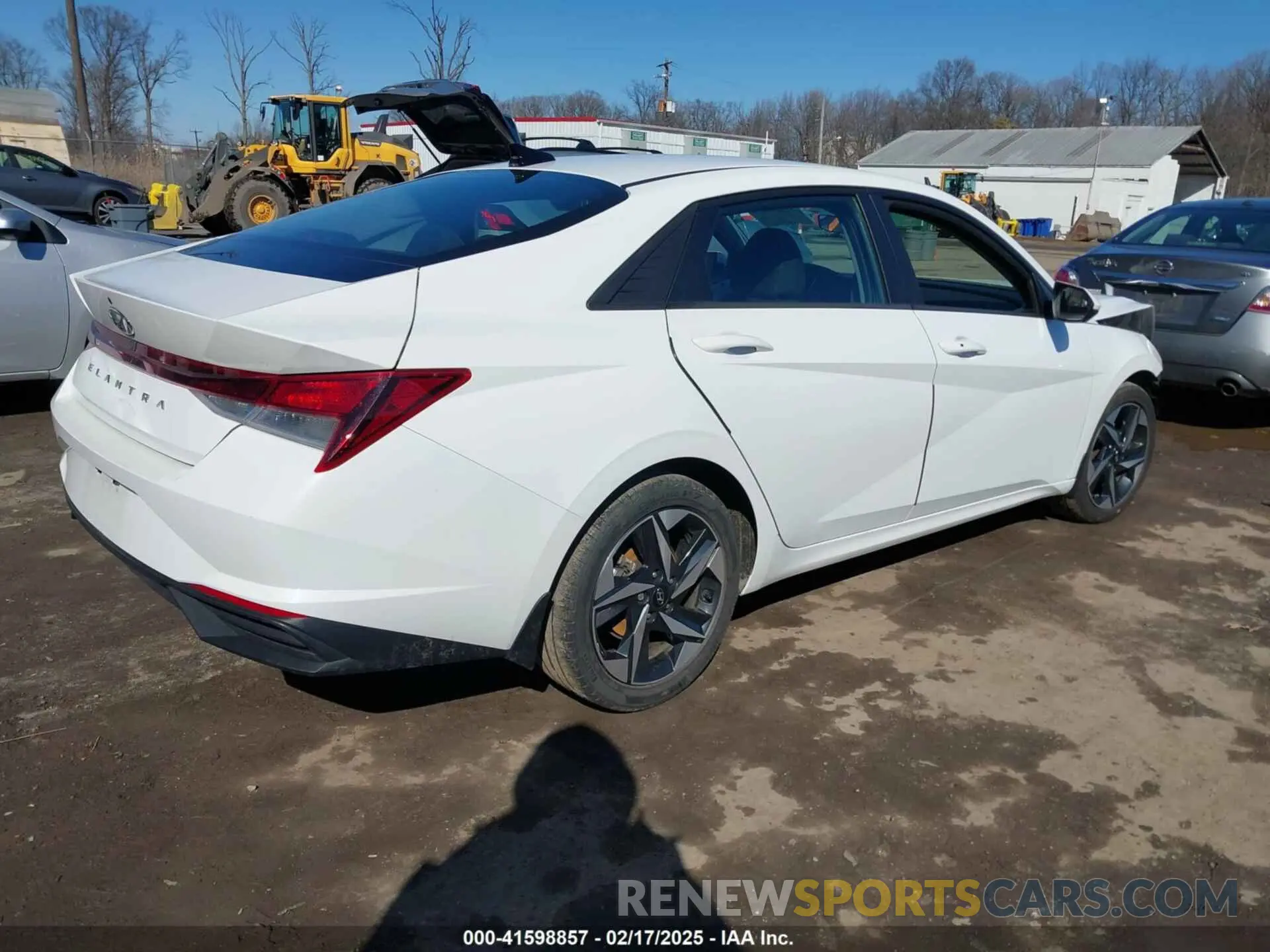 4 fotografías del automóvil dañado 5NPLS4AG1PH101989 HYUNDAI ELANTRA 2023