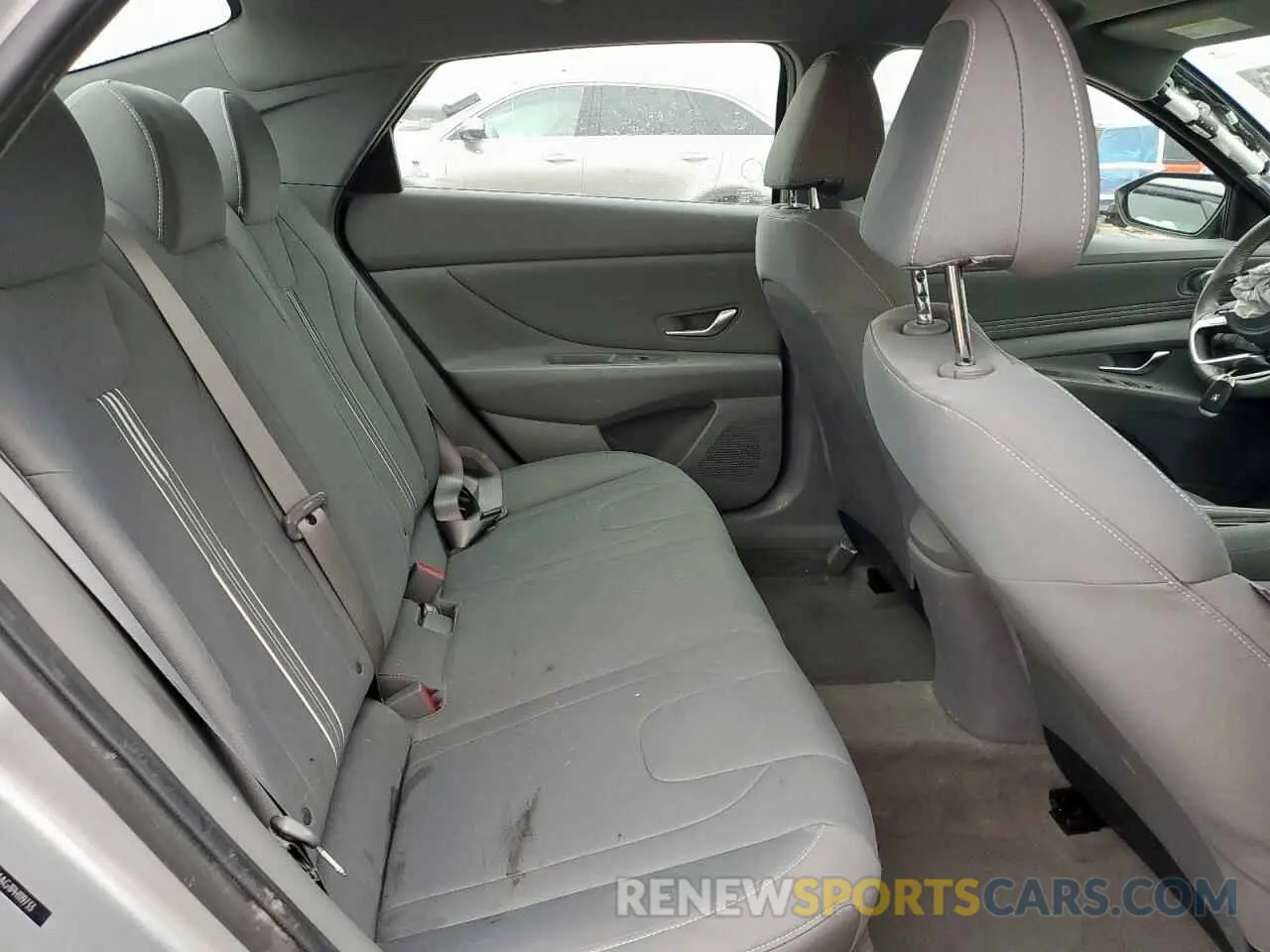 10 fotografías del automóvil dañado 5NPLS4AG1PH119733 HYUNDAI ELANTRA 2023