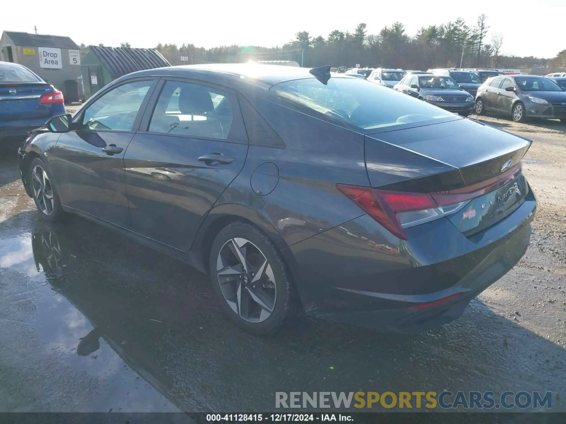 3 fotografías del automóvil dañado 5NPLS4AG2PH097094 HYUNDAI ELANTRA 2023