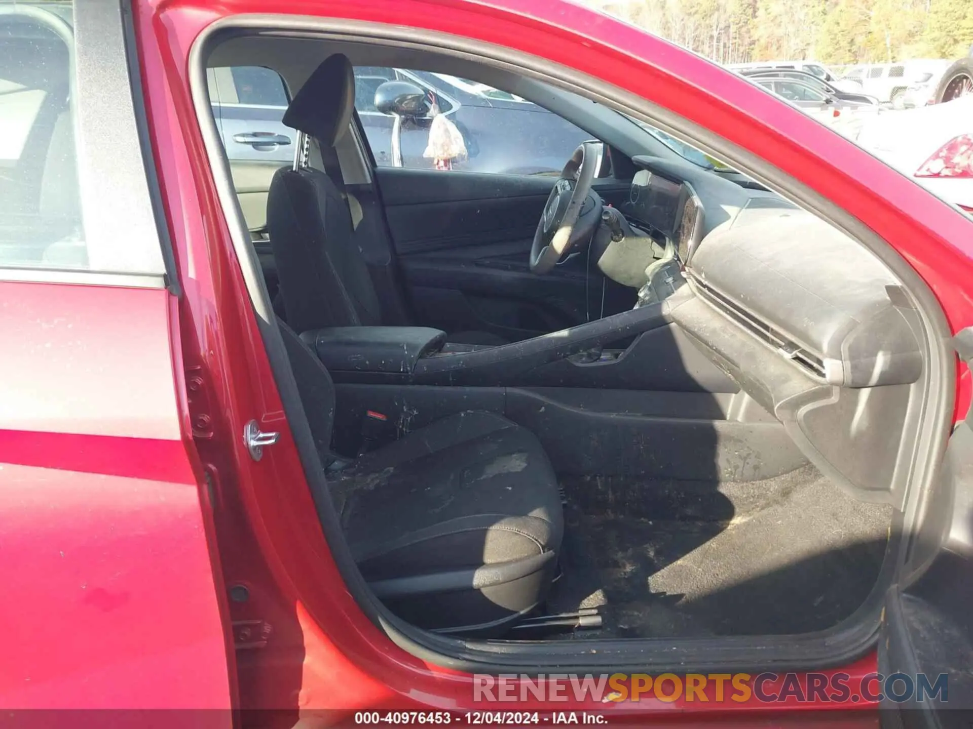 5 fotografías del automóvil dañado 5NPLS4AG2PH102004 HYUNDAI ELANTRA 2023