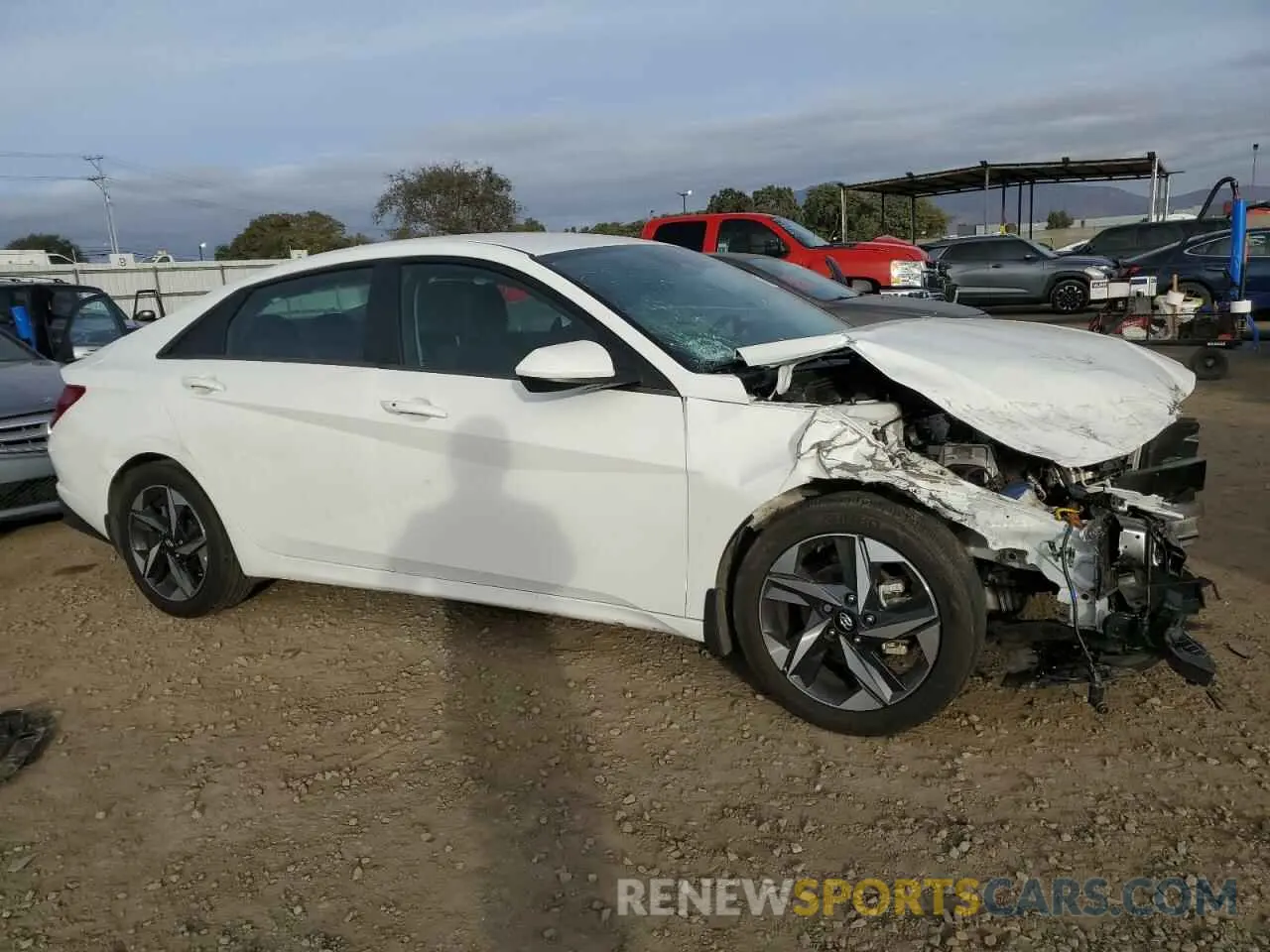 4 fotografías del automóvil dañado 5NPLS4AG2PH107249 HYUNDAI ELANTRA 2023
