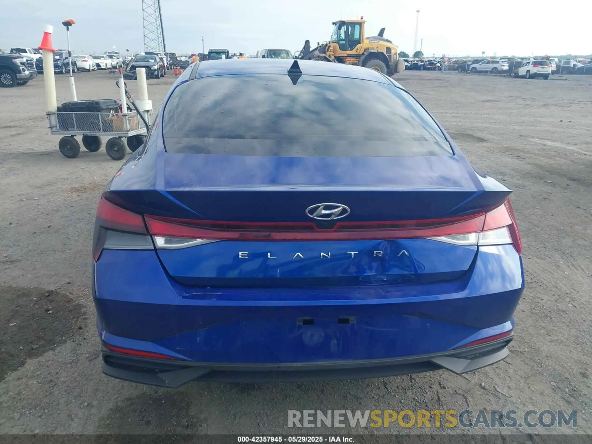 16 fotografías del automóvil dañado 5NPLS4AG2PH111673 HYUNDAI ELANTRA 2023