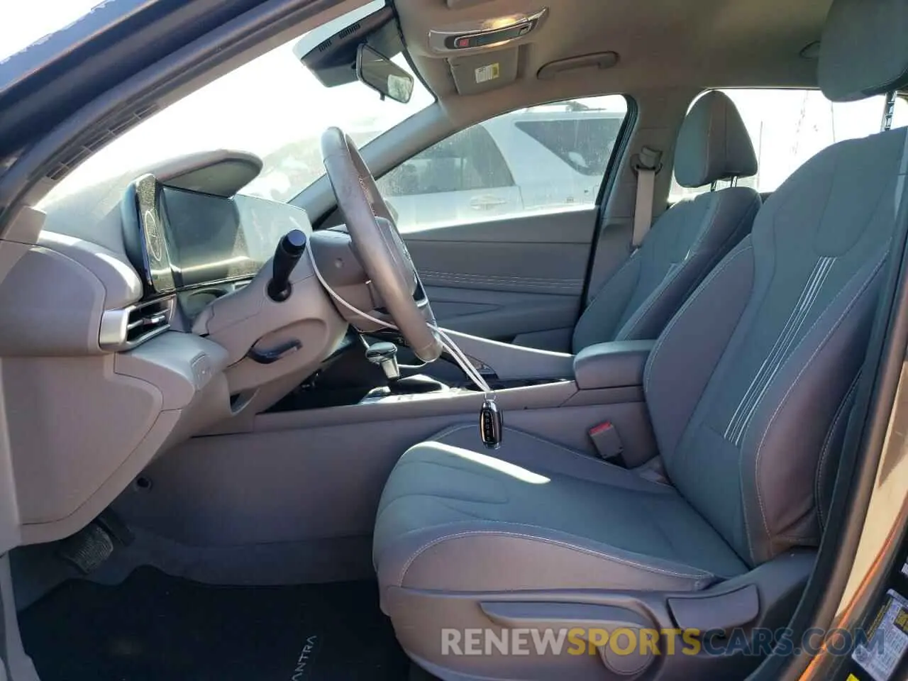 7 fotografías del automóvil dañado 5NPLS4AG3PH093071 HYUNDAI ELANTRA 2023