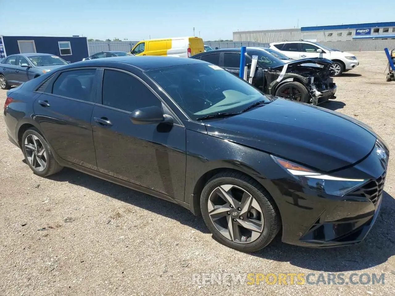 4 fotografías del automóvil dañado 5NPLS4AG3PH096598 HYUNDAI ELANTRA 2023