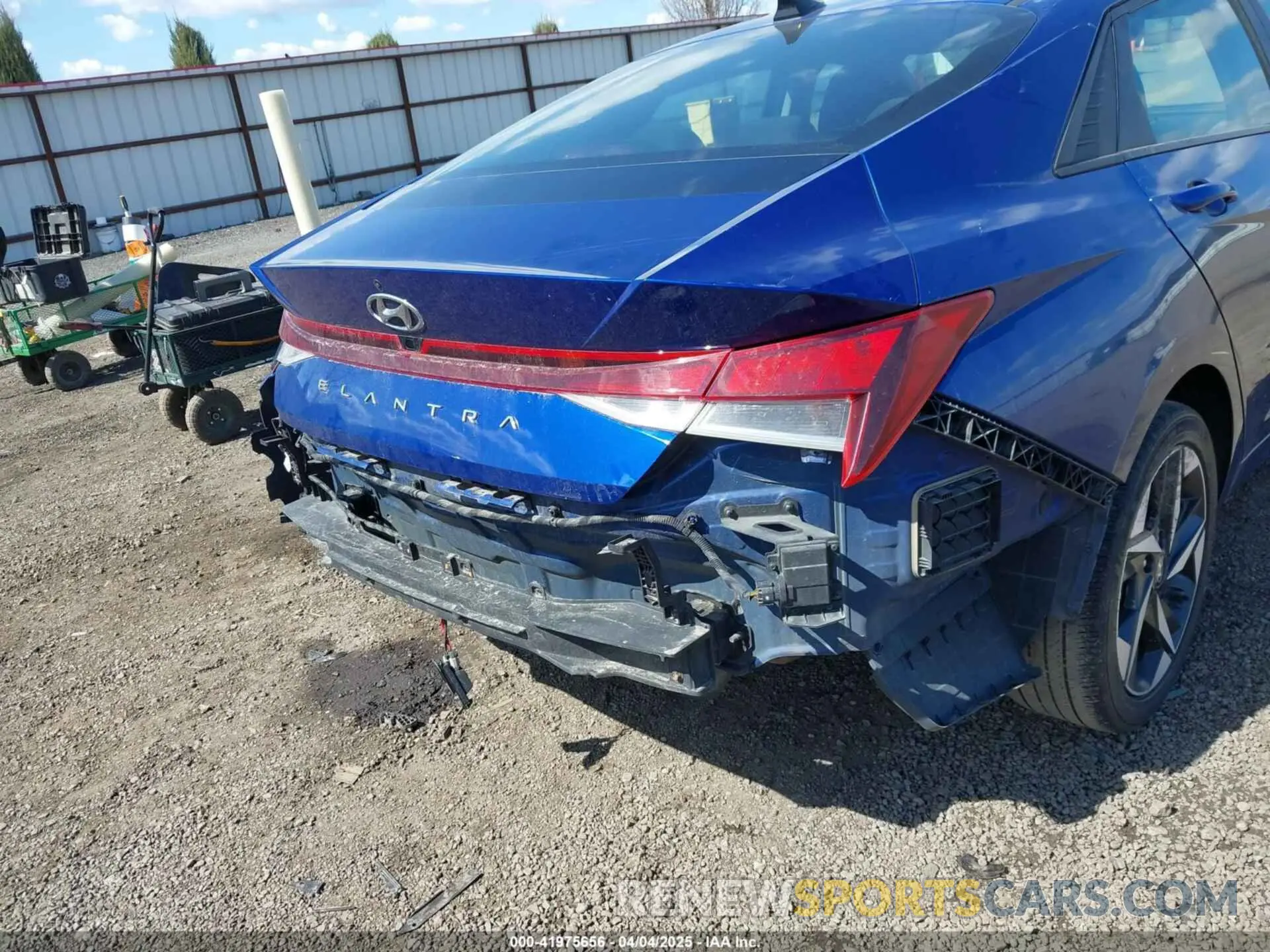 19 fotografías del automóvil dañado 5NPLS4AG3PH096665 HYUNDAI ELANTRA 2023