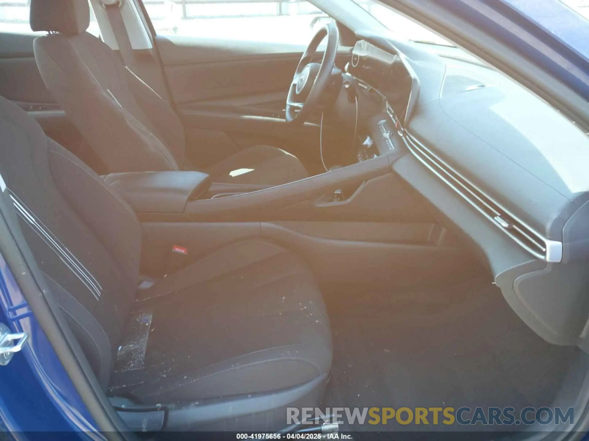 5 fotografías del automóvil dañado 5NPLS4AG3PH096665 HYUNDAI ELANTRA 2023