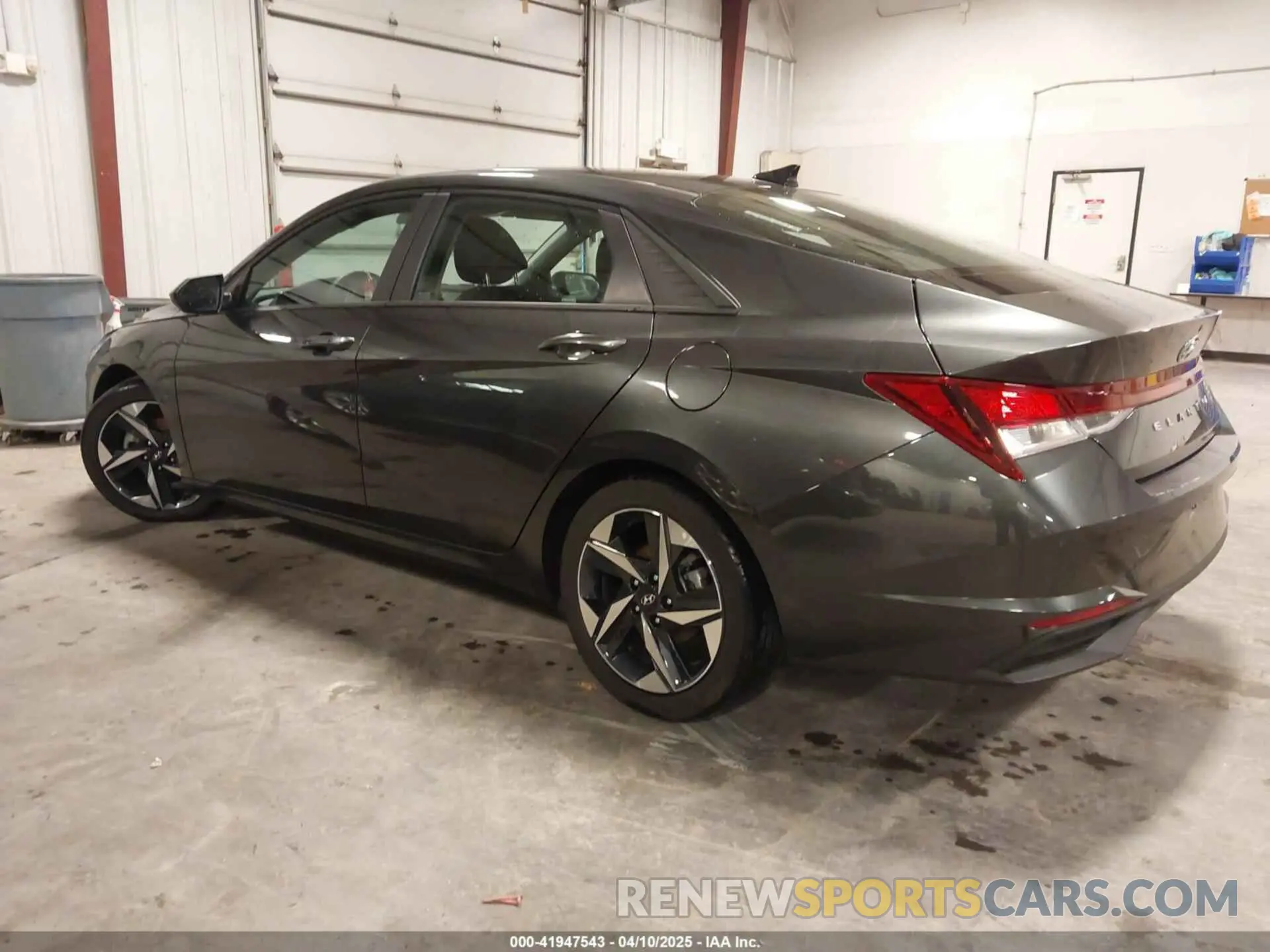 3 fotografías del automóvil dañado 5NPLS4AG3PH118177 HYUNDAI ELANTRA 2023