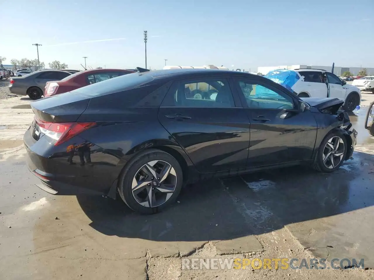 3 fotografías del automóvil dañado 5NPLS4AG4PH098389 HYUNDAI ELANTRA 2023