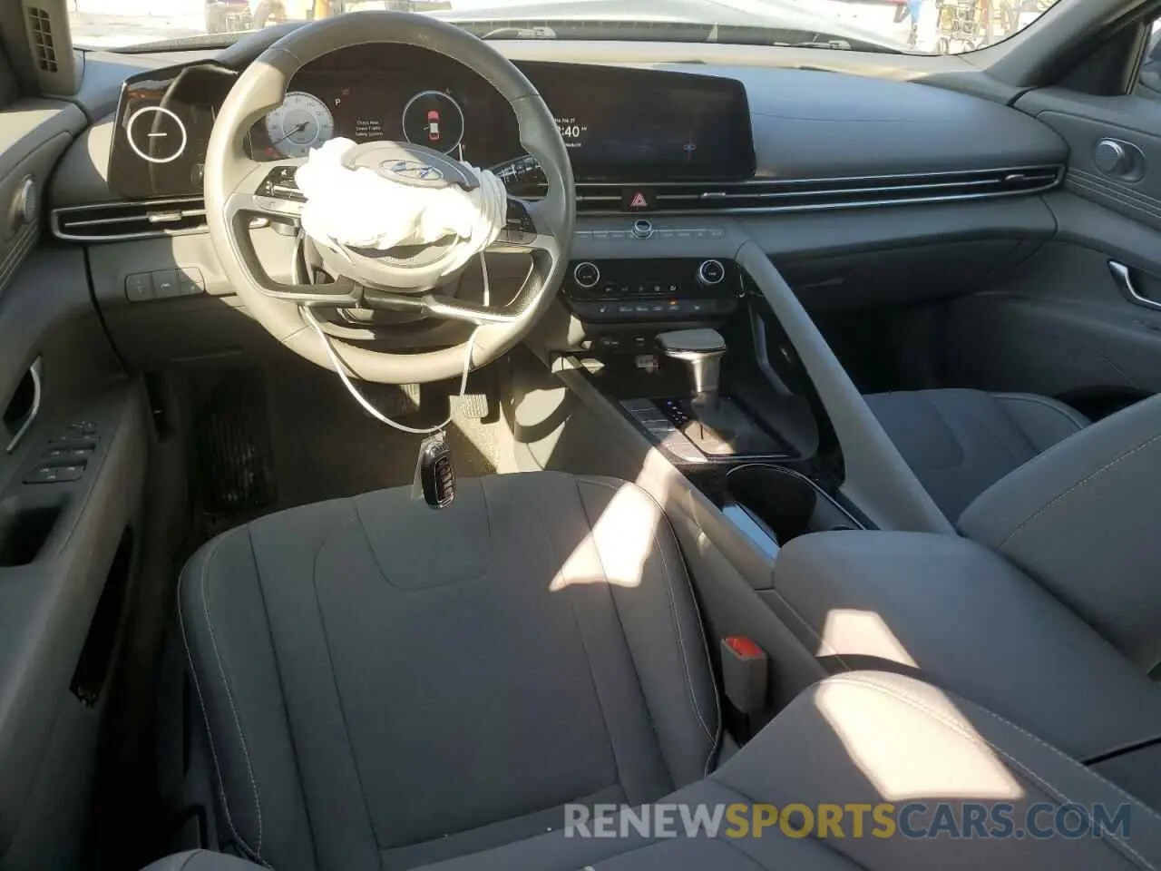 8 fotografías del automóvil dañado 5NPLS4AG4PH098389 HYUNDAI ELANTRA 2023