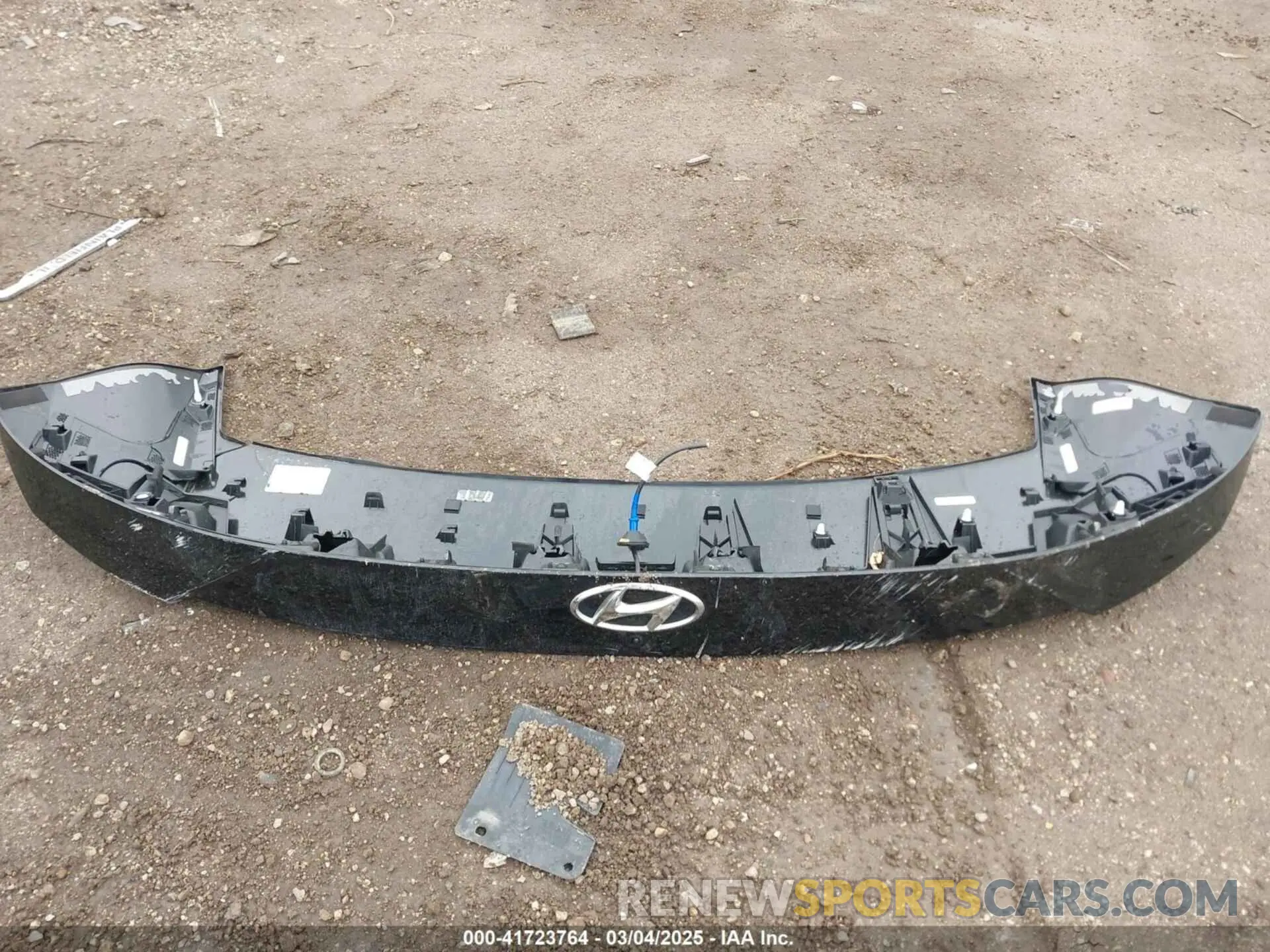 11 fotografías del automóvil dañado 5NPLS4AG4PH105597 HYUNDAI ELANTRA 2023