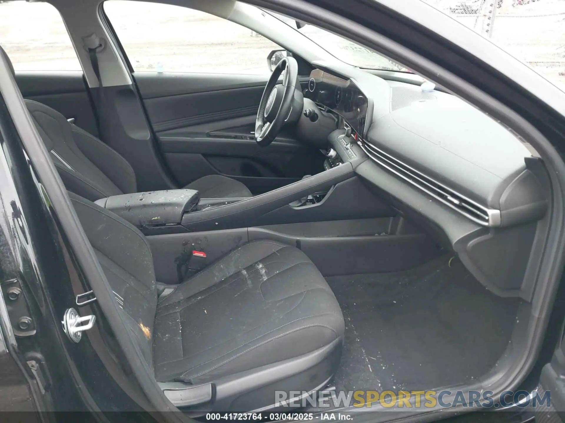 5 fotografías del automóvil dañado 5NPLS4AG4PH105597 HYUNDAI ELANTRA 2023