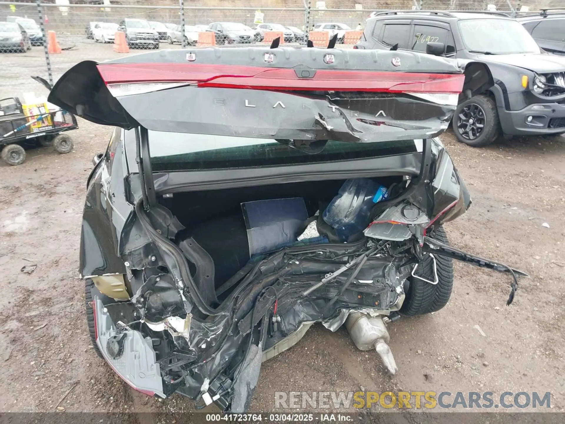 6 fotografías del automóvil dañado 5NPLS4AG4PH105597 HYUNDAI ELANTRA 2023