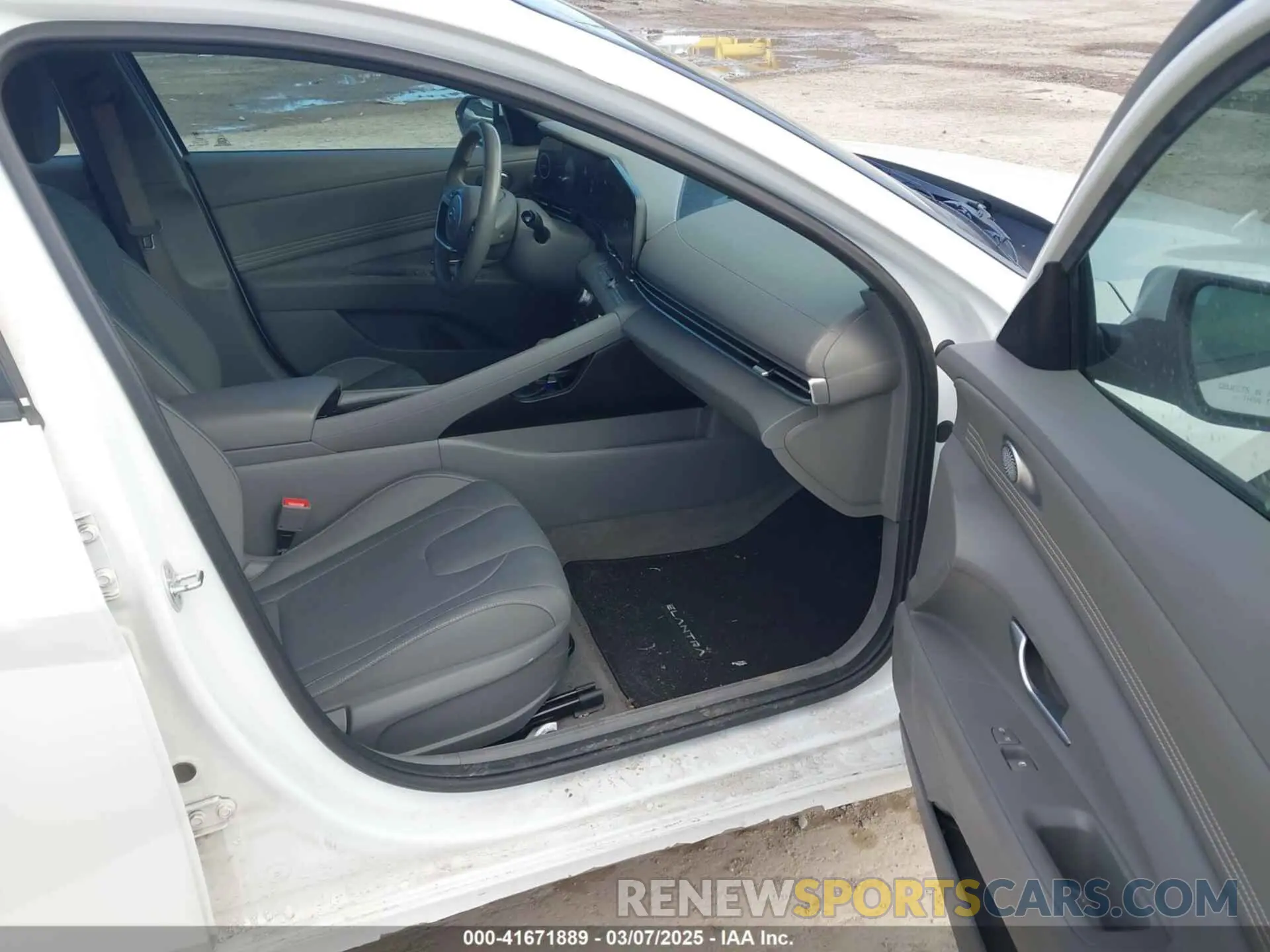 5 fotografías del automóvil dañado 5NPLS4AG6PH091296 HYUNDAI ELANTRA 2023
