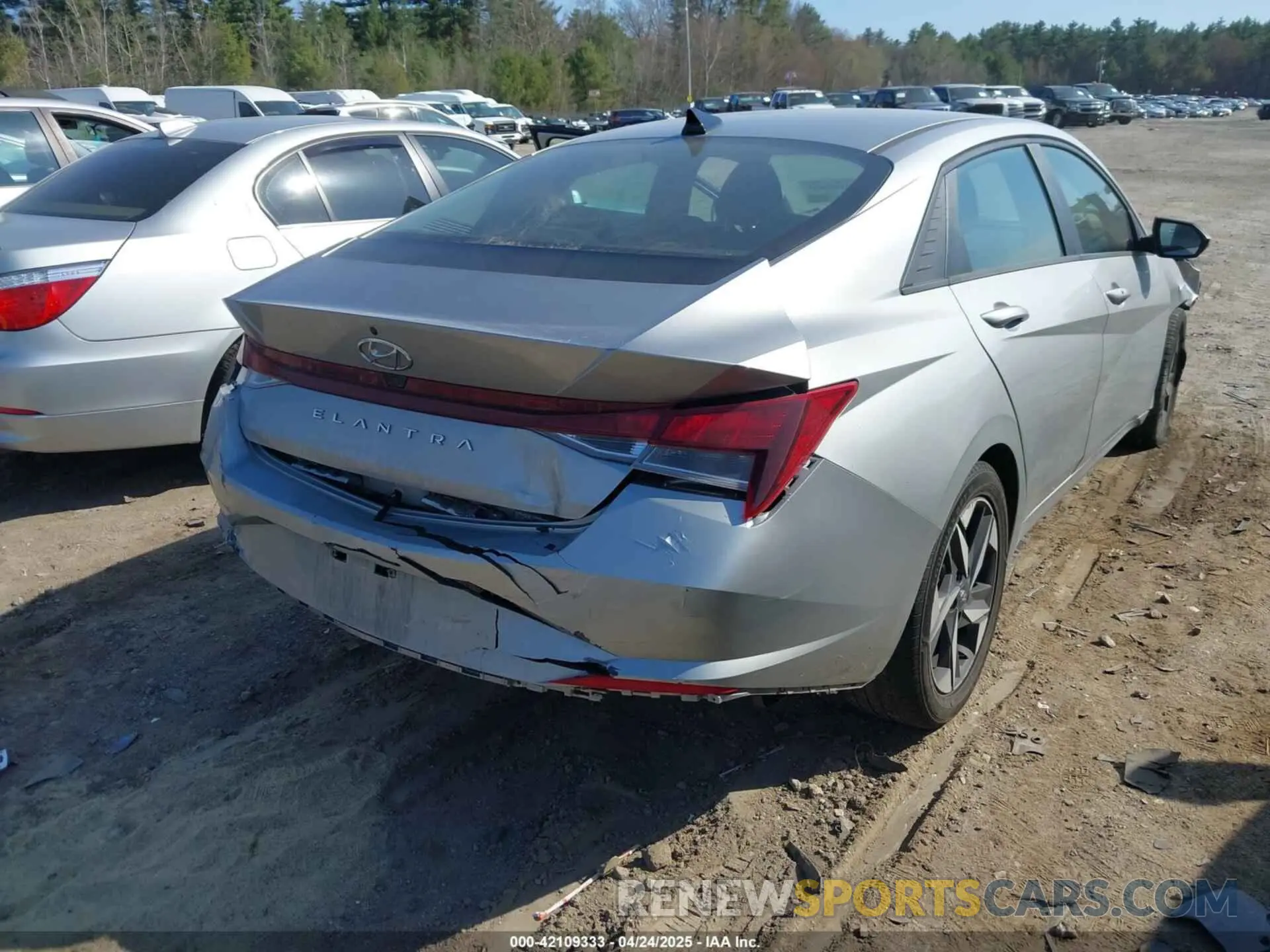 19 fotografías del automóvil dañado 5NPLS4AG6PH097518 HYUNDAI ELANTRA 2023