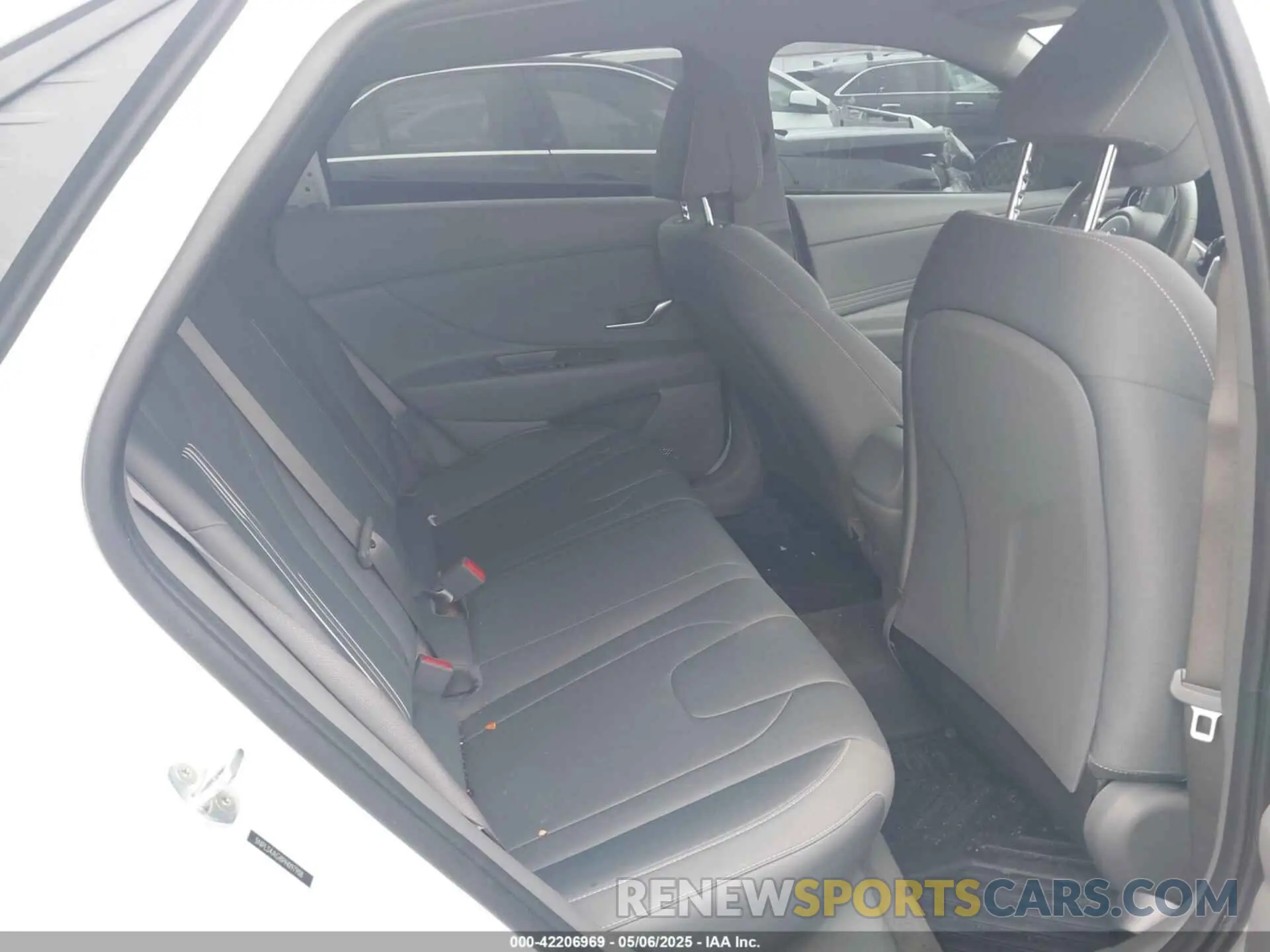 8 fotografías del automóvil dañado 5NPLS4AG8PH097908 HYUNDAI ELANTRA 2023