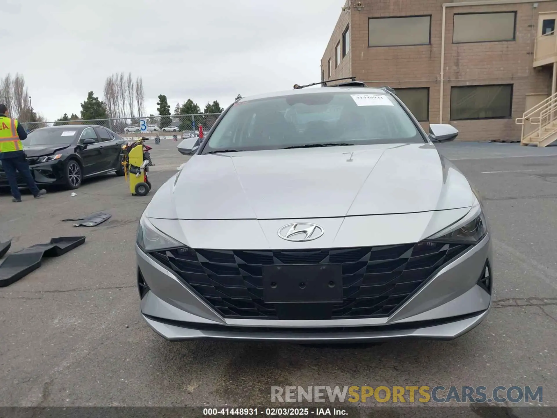 13 fotografías del automóvil dañado 5NPLS4AG8PH098461 HYUNDAI ELANTRA 2023