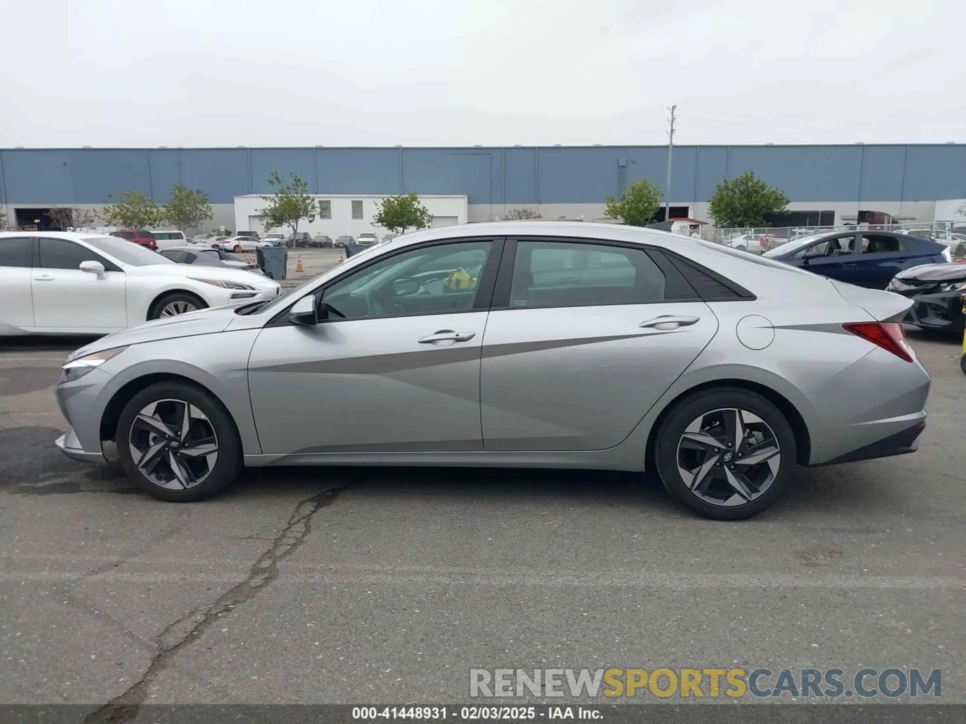 15 fotografías del automóvil dañado 5NPLS4AG8PH098461 HYUNDAI ELANTRA 2023