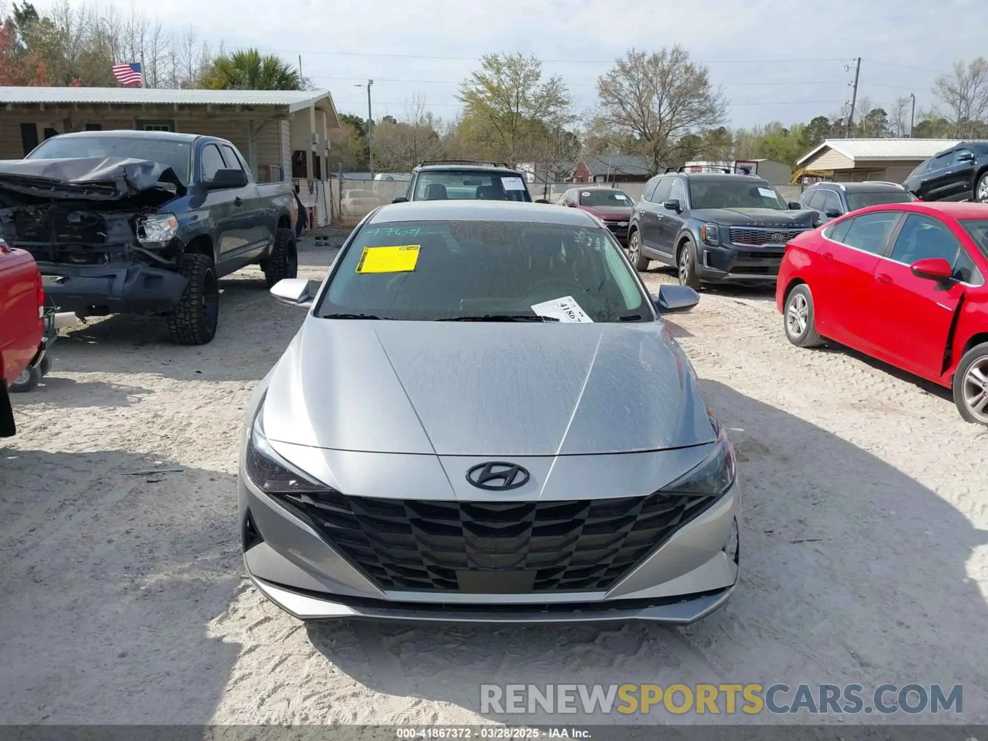 12 fotografías del automóvil dañado 5NPLS4AG8PH106624 HYUNDAI ELANTRA 2023