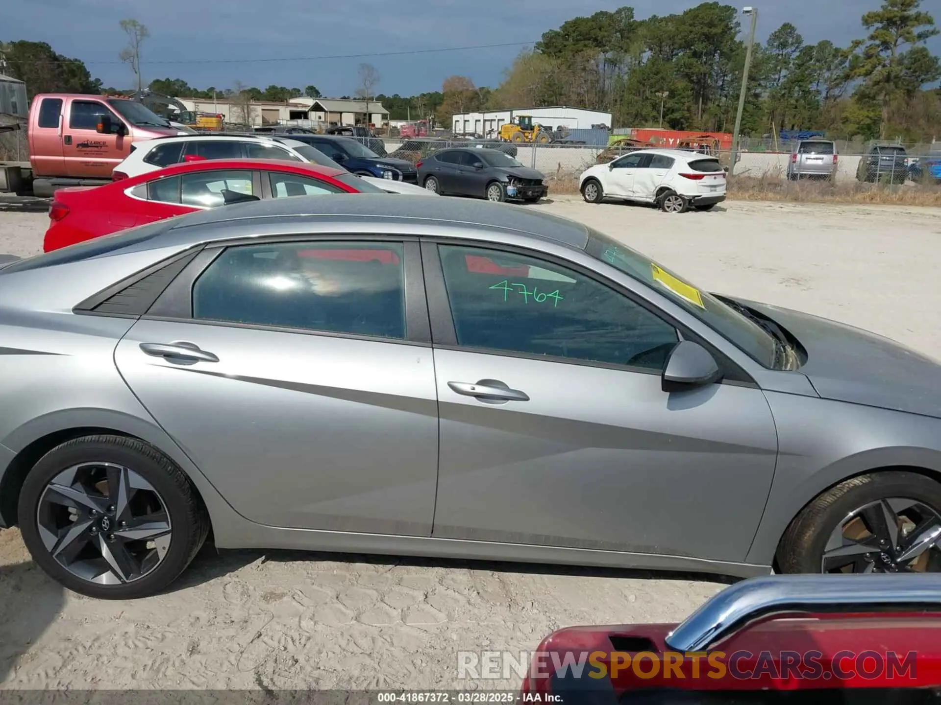 13 fotografías del automóvil dañado 5NPLS4AG8PH106624 HYUNDAI ELANTRA 2023
