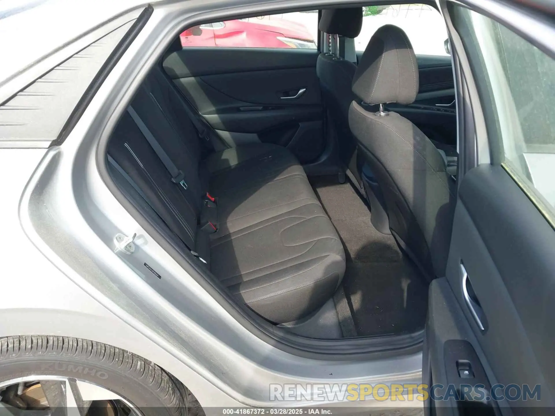 8 fotografías del automóvil dañado 5NPLS4AG8PH106624 HYUNDAI ELANTRA 2023