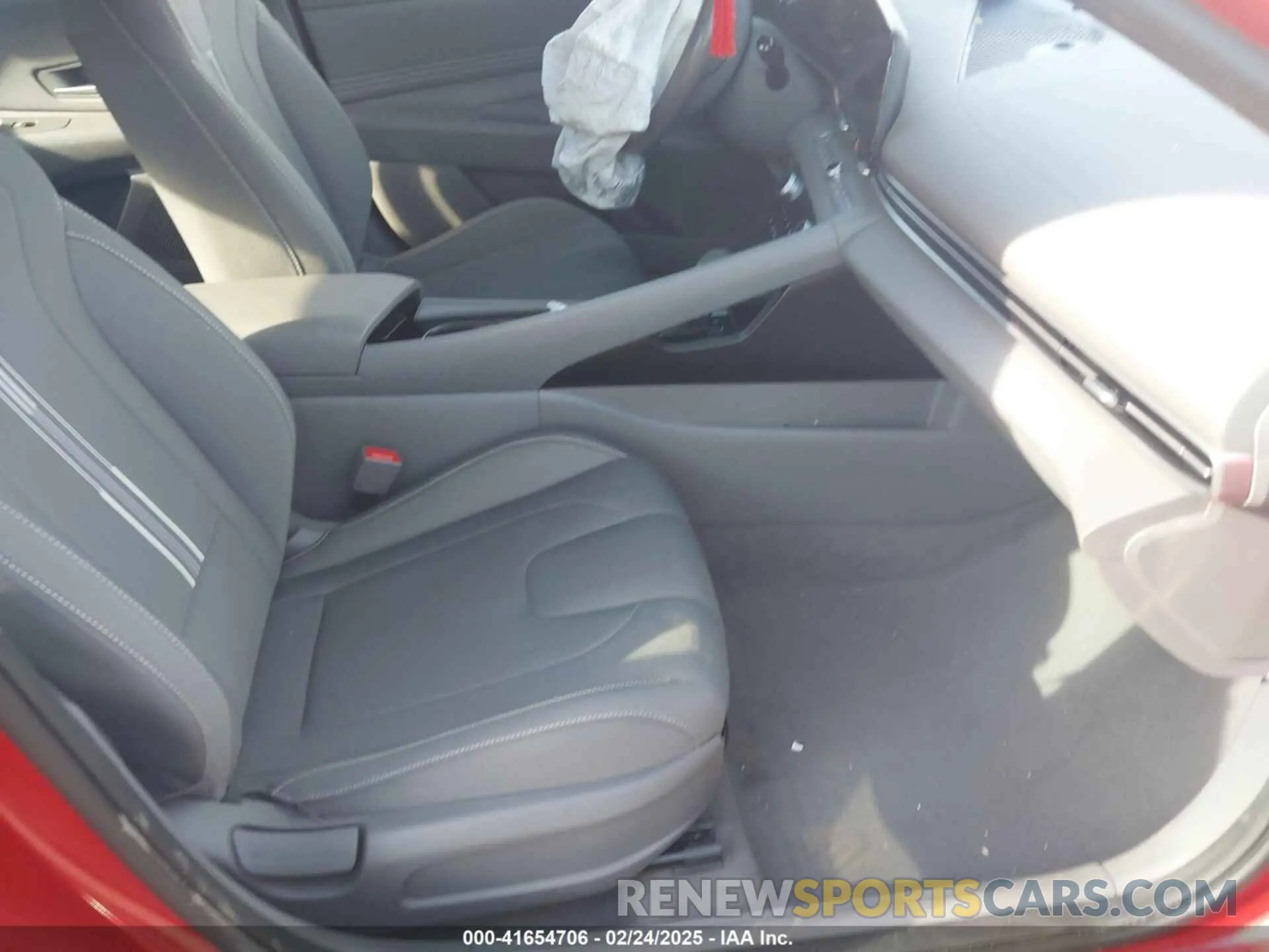 5 fotografías del automóvil dañado 5NPLS4AG9PH099487 HYUNDAI ELANTRA 2023