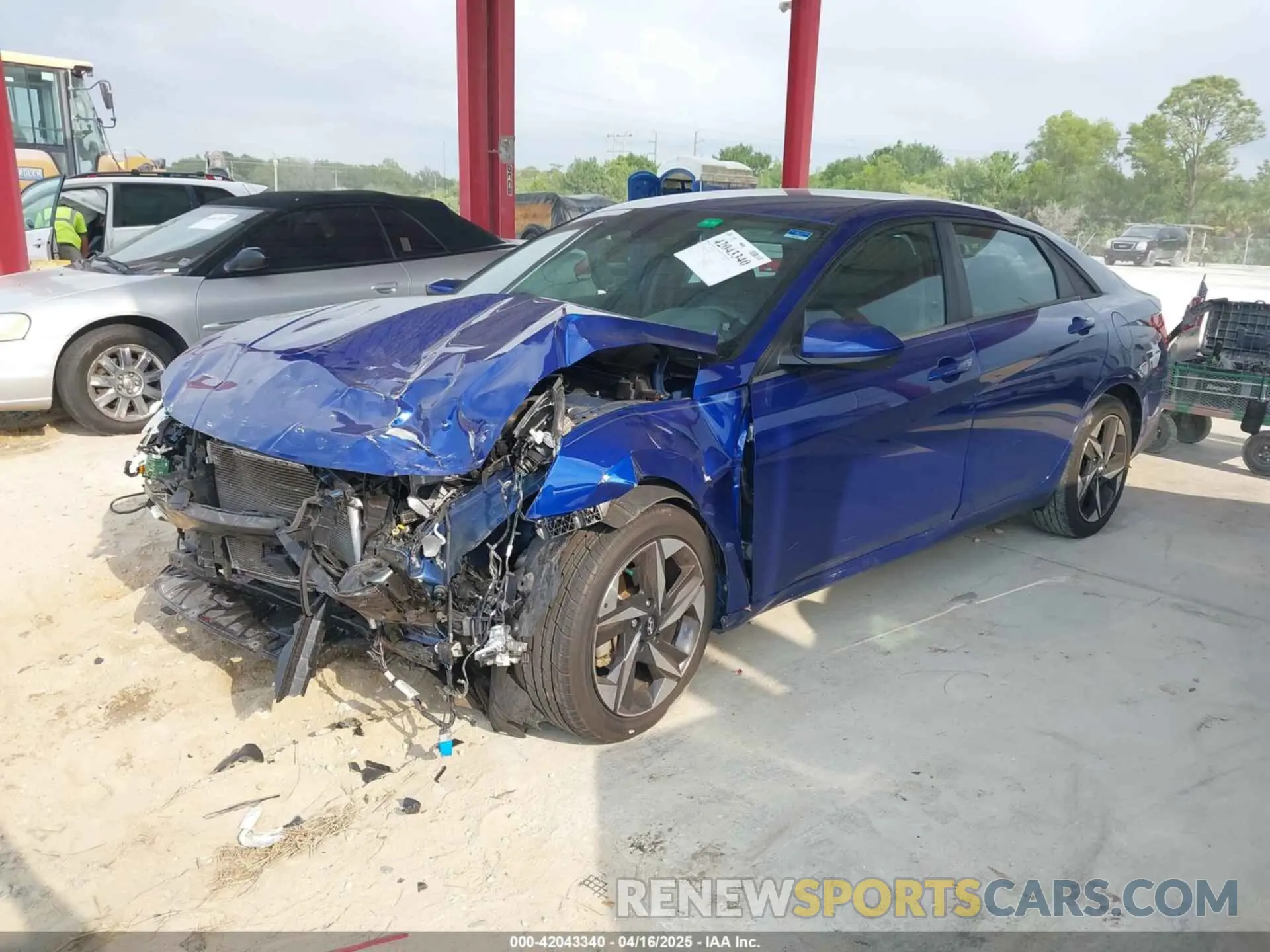 2 fotografías del automóvil dañado 5NPLS4AG9PH099652 HYUNDAI ELANTRA 2023