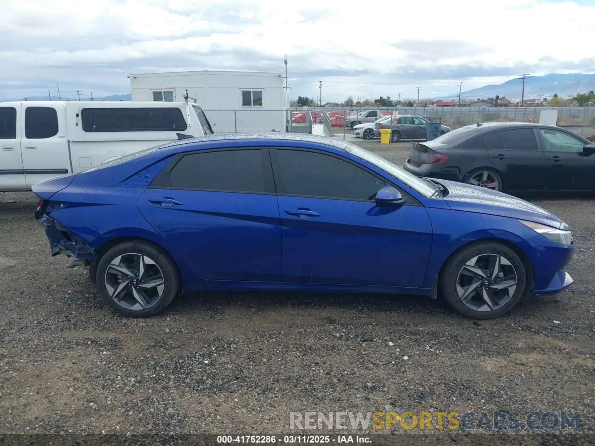 14 fotografías del automóvil dañado 5NPLS4AG9PH105742 HYUNDAI ELANTRA 2023