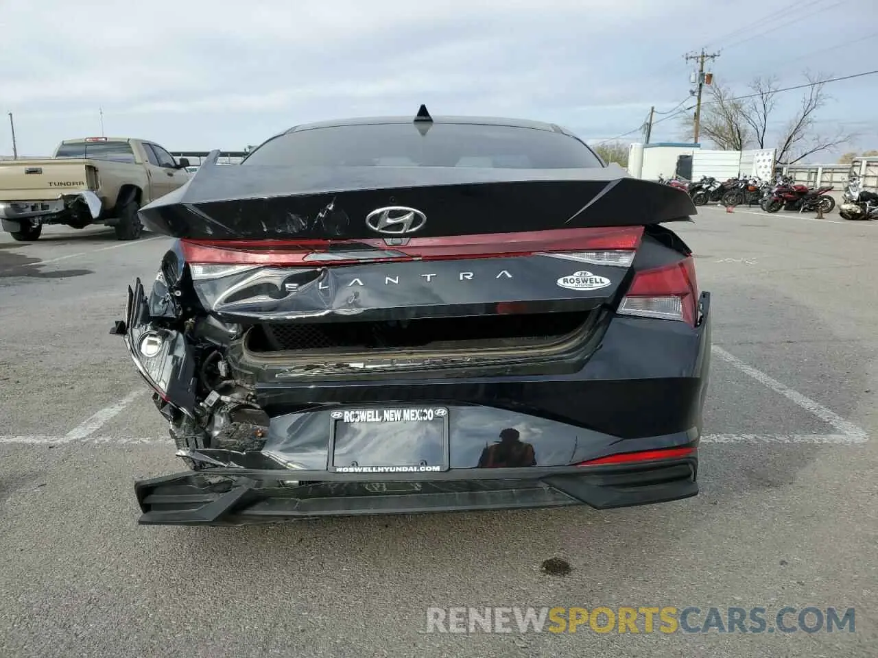 6 fotografías del automóvil dañado 5NPLS4AG9PH106650 HYUNDAI ELANTRA 2023