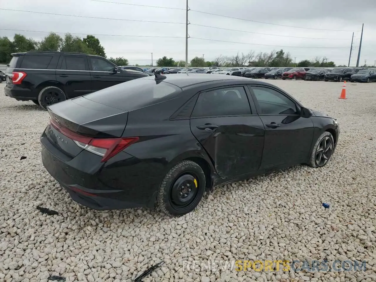 3 fotografías del automóvil dañado 5NPLS4AGXPH099448 HYUNDAI ELANTRA 2023